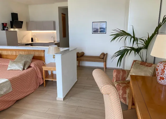 Miramare Apartments&Suites La Spezia