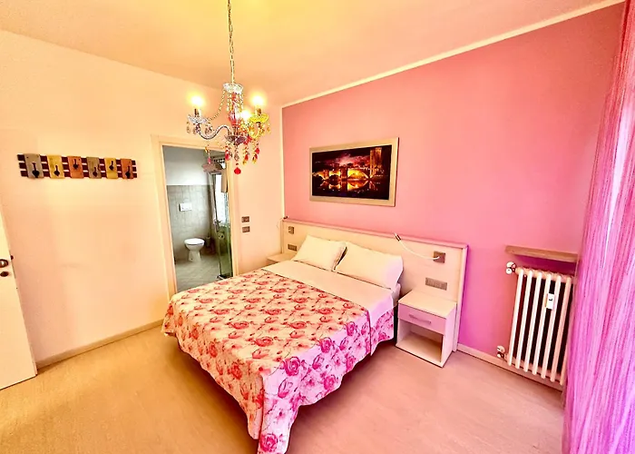 Ai Giardini Rooms -Vicino Ospedale Borgo Trento E Centro Storico