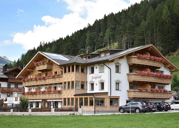 Almhotel Bergerhof Sarntal
