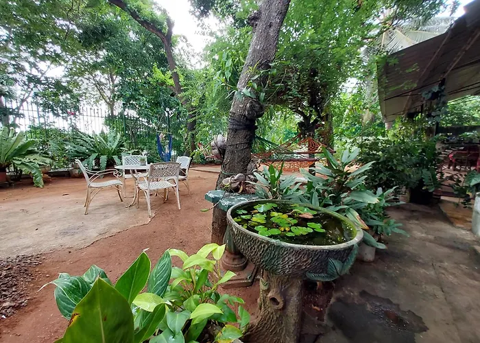 Lake Wave Hotel