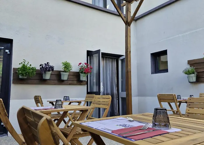 Hôtel Inn Design - Restaurant L'Escale Rochefort