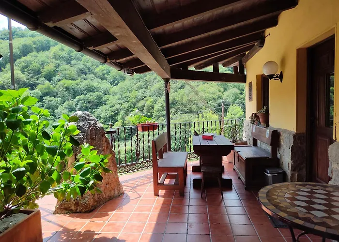Hotel Doña Gaudiosa Pola de Lena