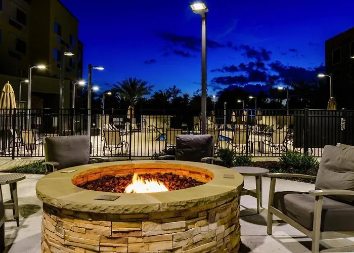 Courtyard Lake Charles