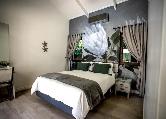 Sixteen Guesthouse On Main Hermanus
