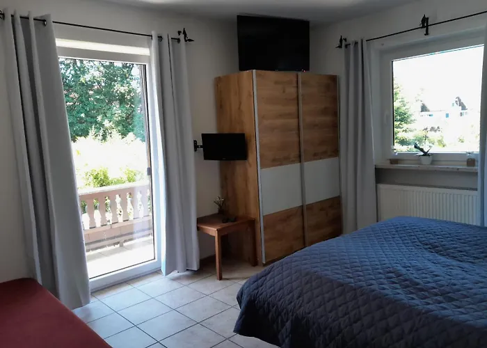 Hotels in Marquartstein