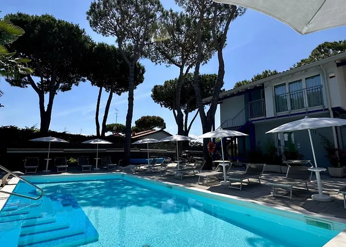 Blue Inn Residence e B&B Lido delle Nazioni