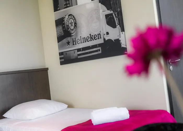 Bas World Hotel Veghel