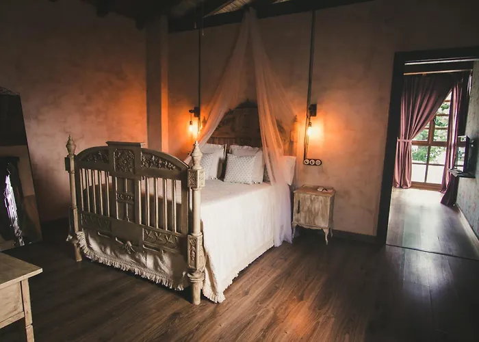 Hotel Rural La Guaja Puebla de Sanabria