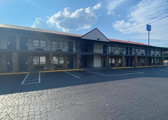 Motel 6 Manchester Tn