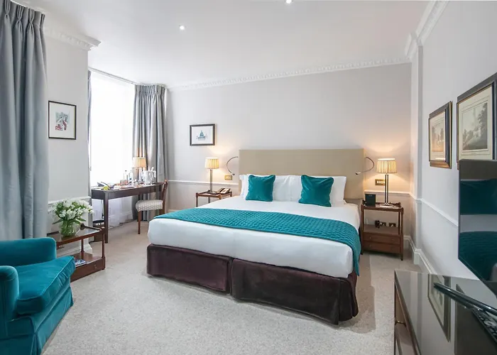 Hotel Dukes London