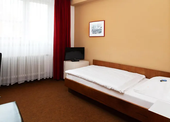 Hotel Meran Hallenbad&Sauna Saarbrücken