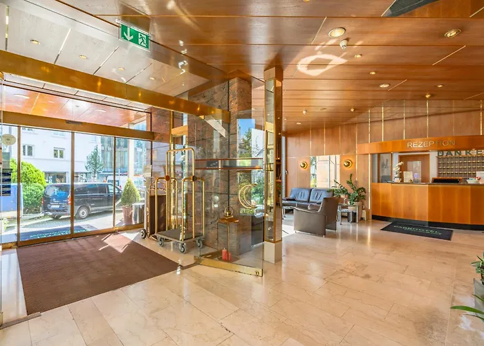Parkhotel Crombach