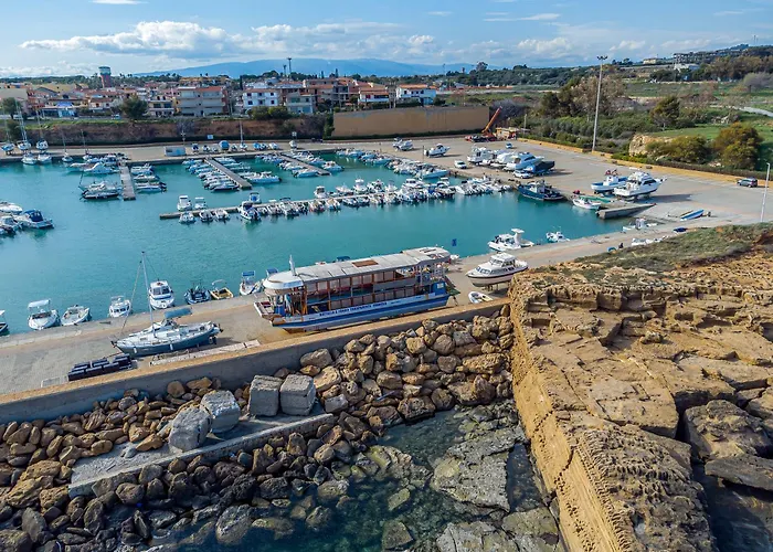 Home Le Castella