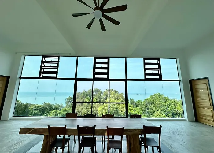 Ferringhi Inn 51
