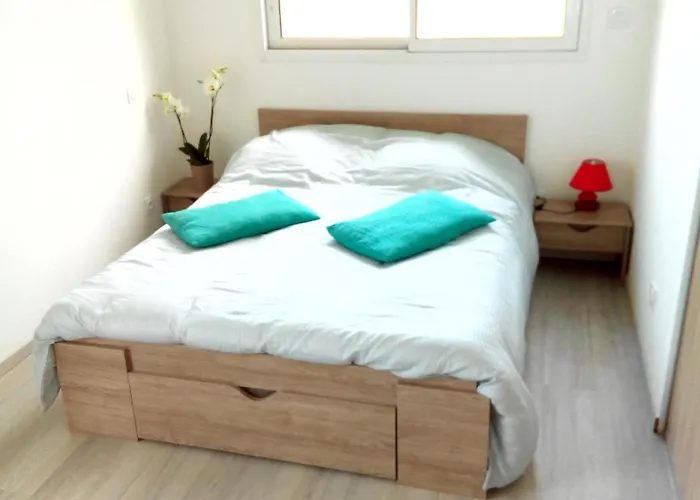 Bed and Breakfast BISCADODO, joignable au zéro6trente53cinquante60 à Biscarrosse
