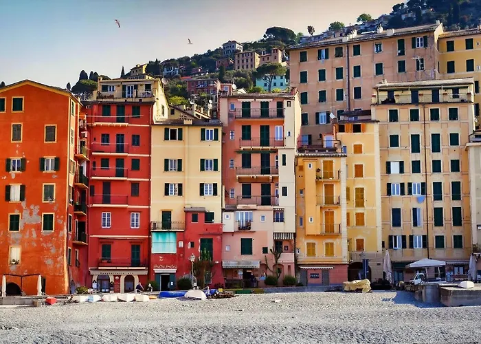 Al Porto 61 - Rooms For Rent Camogli