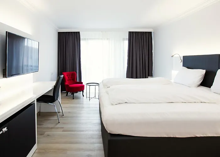 Ringhotel Rheinhotel Vier Jahreszeiten Meerbusch