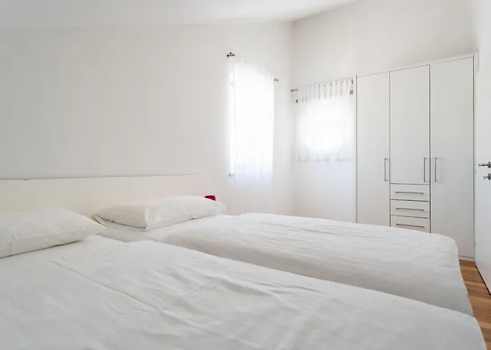 Apartments Barbati Novalja