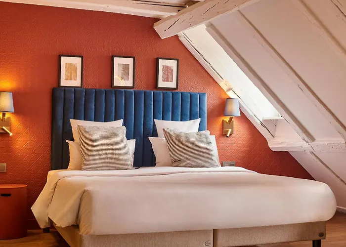 Hôtel de l'Europe by HappyCulture