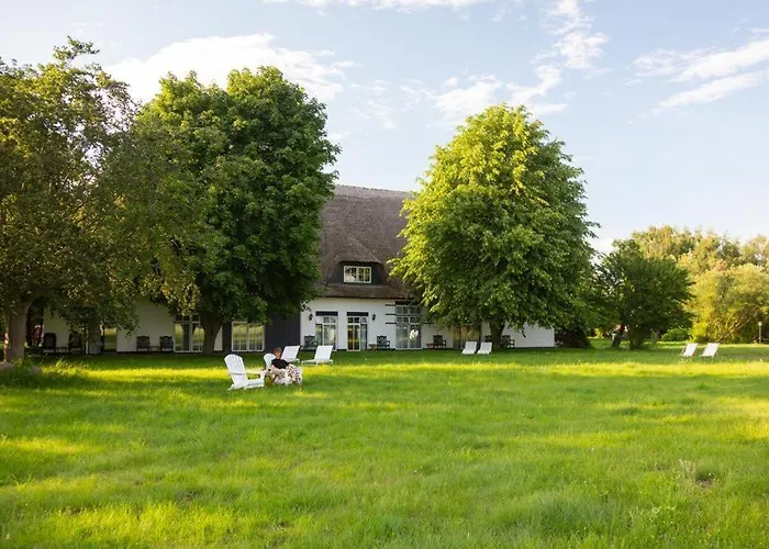 Landhotel Teichwiesenhof, Bed&Breakfast Oldenburg in Holstein