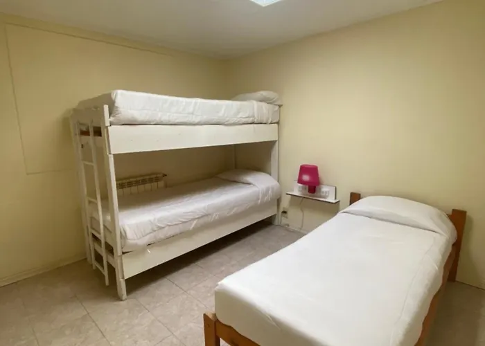 Aguilar House Hostel B&B