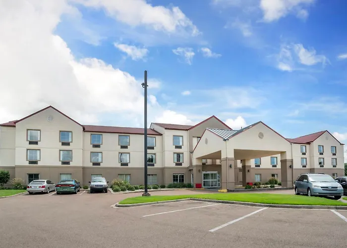 Red Roof Inn Plus & Suites Vicksburg