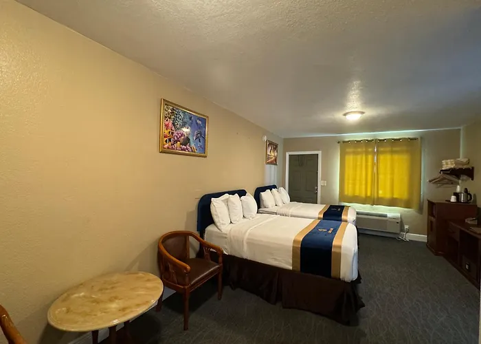Sandals Inn Daytona Beach