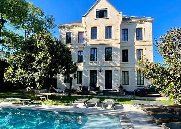 Demeure Saint Louis Historic Manor, City 700M, Free Parking,A C,Clim,Wifi, City View, Garden Carcassonne