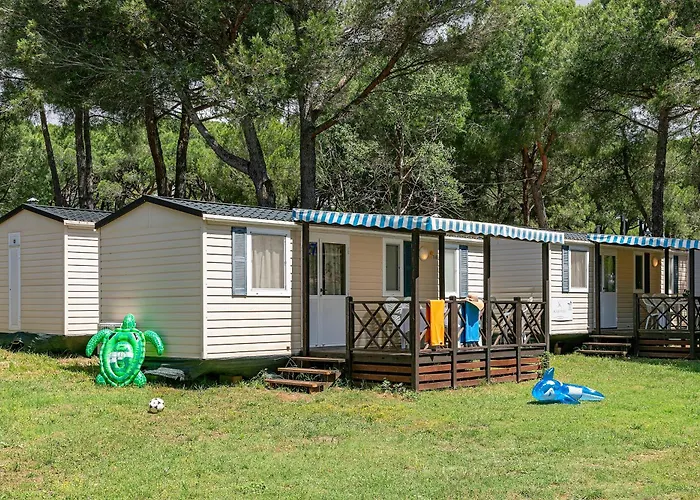 Albatross Mobile Homes On Camping Bi Village Fažana