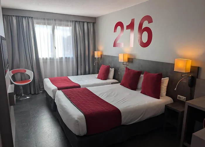 Hotel L'Hotan Portet-sur-Garonne