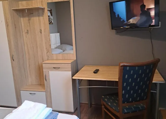 Hotel A8 Lukas Bei Blue
