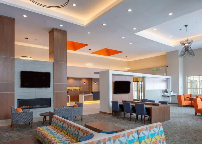 Collegian Hotel & Suites, Trademark Collection By Wyndham