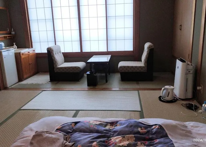 Yamanouchi (Nagano) Hotels