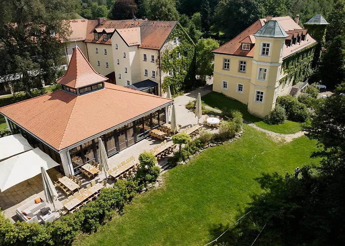 Landschloss Ernestgruen Neualbenreuth