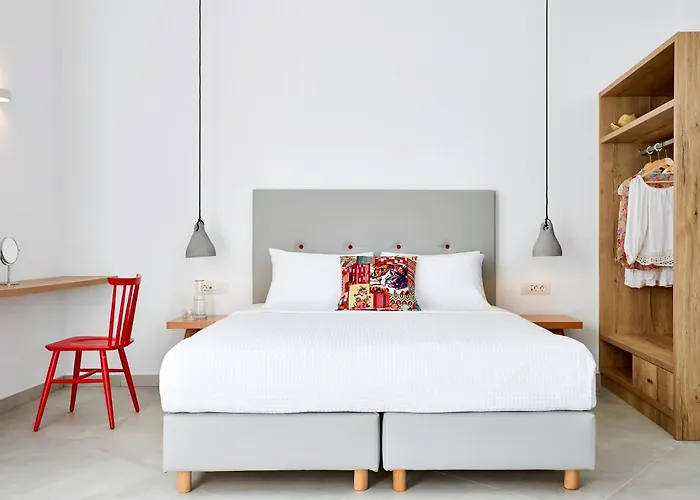 Aperanto Suites Oia 