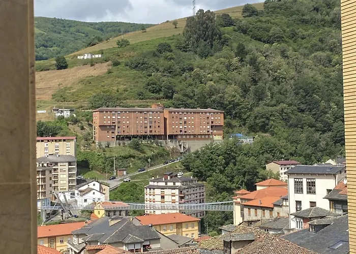 Clarens Guesthouse Cangas De Narcea