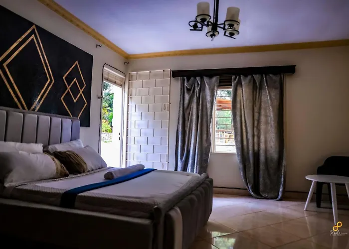 Golden Court Hotel Kampala