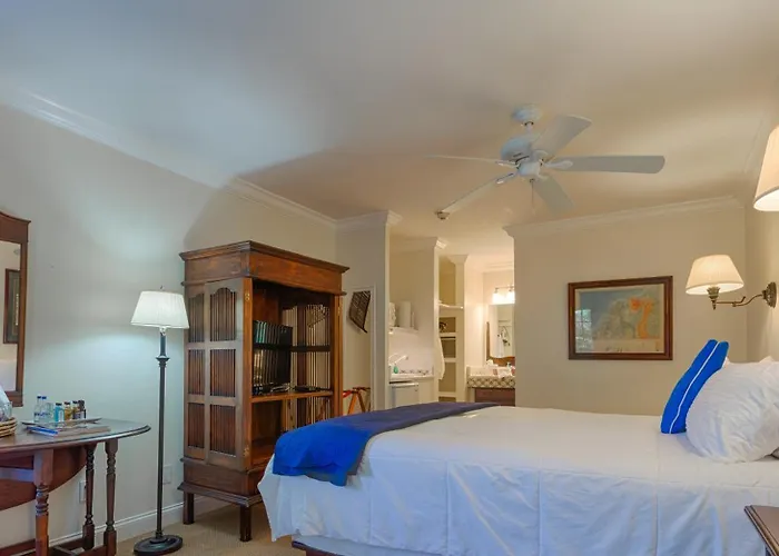 The Caribbean Court Boutique Hotel Vero Beach