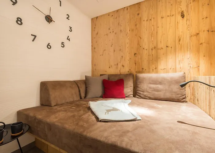 Apart-Hotel Dreisonnenhof Fiss