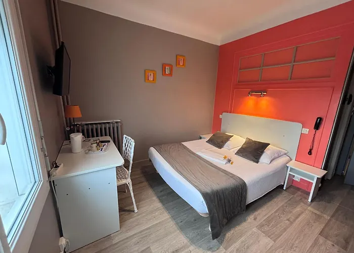 Crystal Hotel