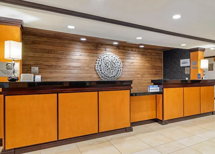 Fairfield Inn & Suites By Marriott Commerce