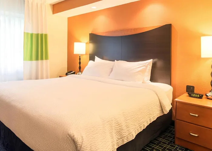 Fairfield Inn & Suites Canton North Canton