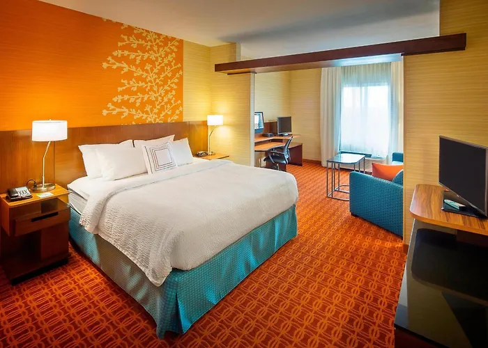 Fairfield Inn And Suites By Marriott Monaca