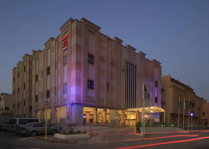 Hotelier Suites By Cantonal Riaad