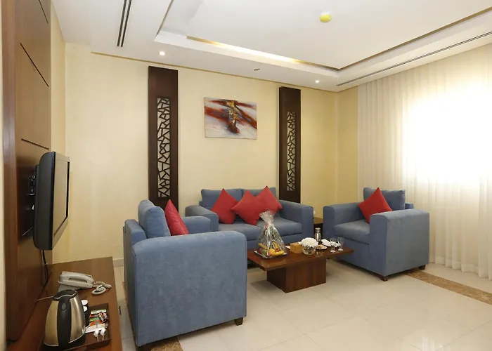 Hotelier Suites By Cantonal Riaad