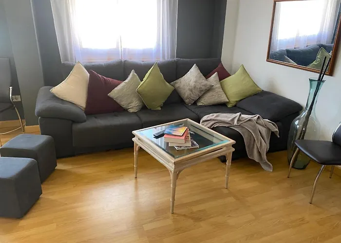 Double Room In Shared Apartment - Private Space In Denia Centre