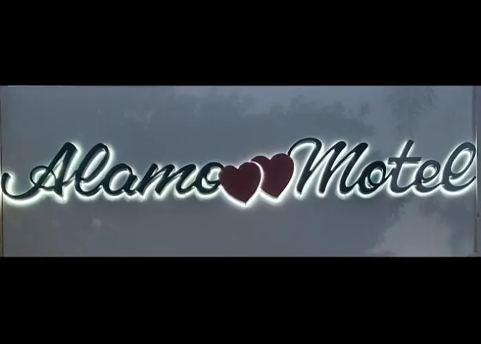 Alamo Motel Bom Despacho 