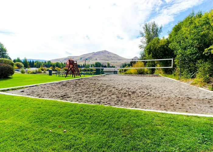 Sun Valley Atelier Studio - Chic Rustique