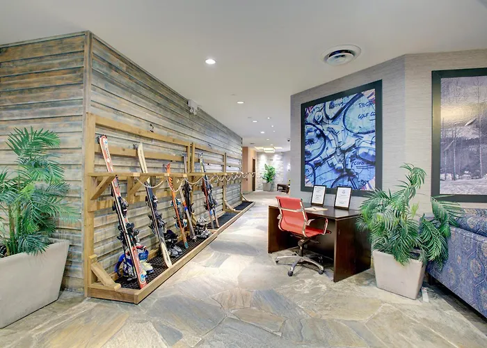 Blackcomb Lodge Whistler
