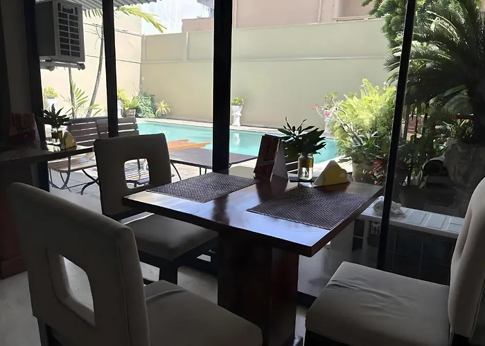 Hotel Janaki